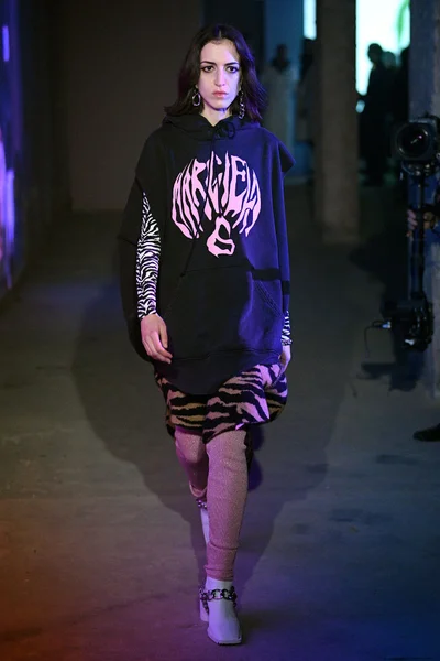 Look 6